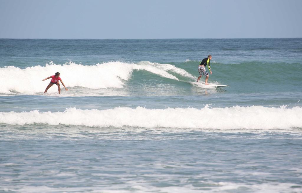 Port Waikato Holiday Park Bagian luar foto