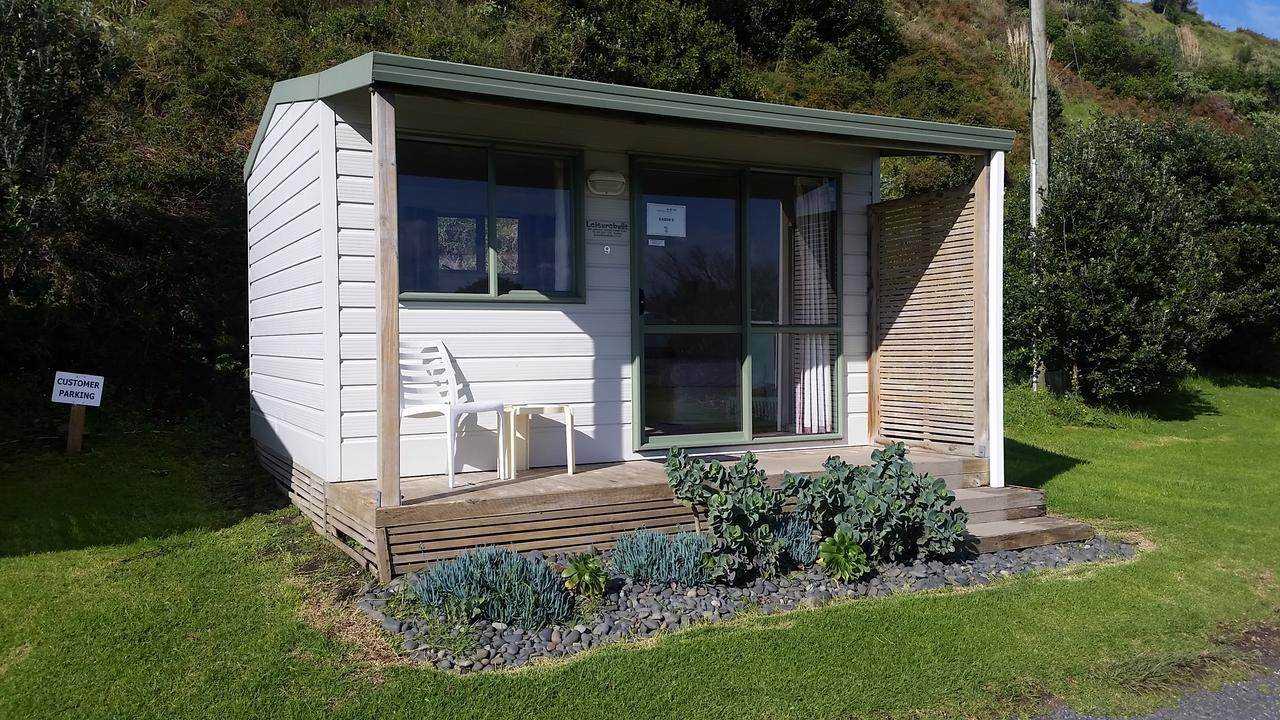 Port Waikato Holiday Park Bagian luar foto